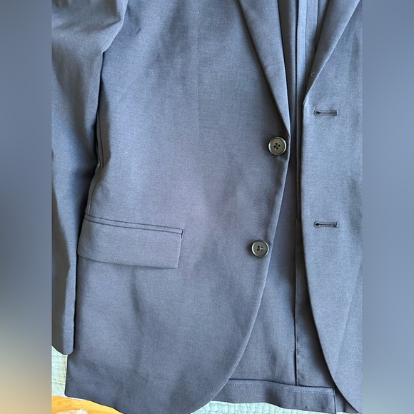 Black Uniqlo Blazer XS MINT CONDITION - Picture 3 of 8